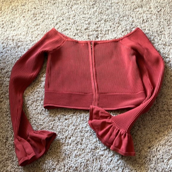 Womens Gianni Bini Amber red crop top ribbed sz M - Picture 2 of 3